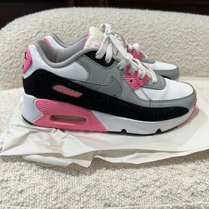 Nike Air Max 90 'Rose Pink'